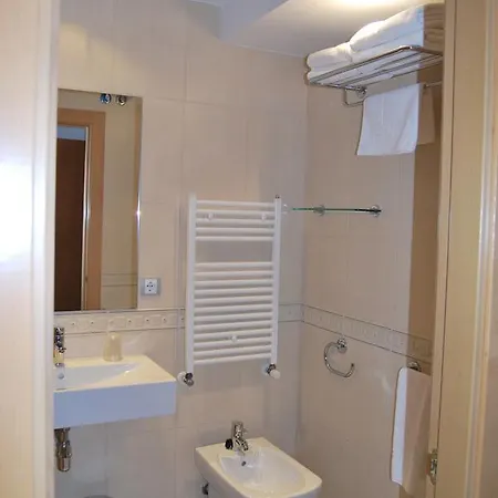 Parrilla El Zangano فندق